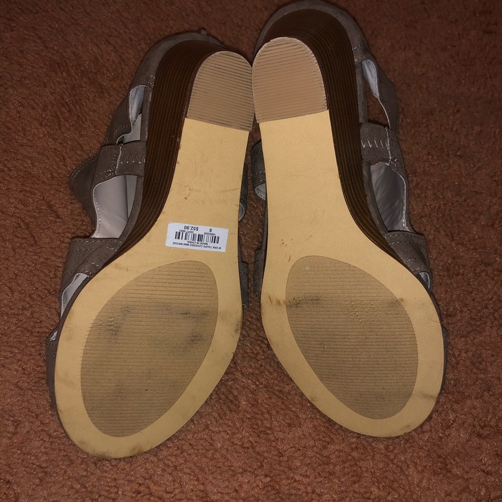 Torrid wedges - Picture 3 of 3